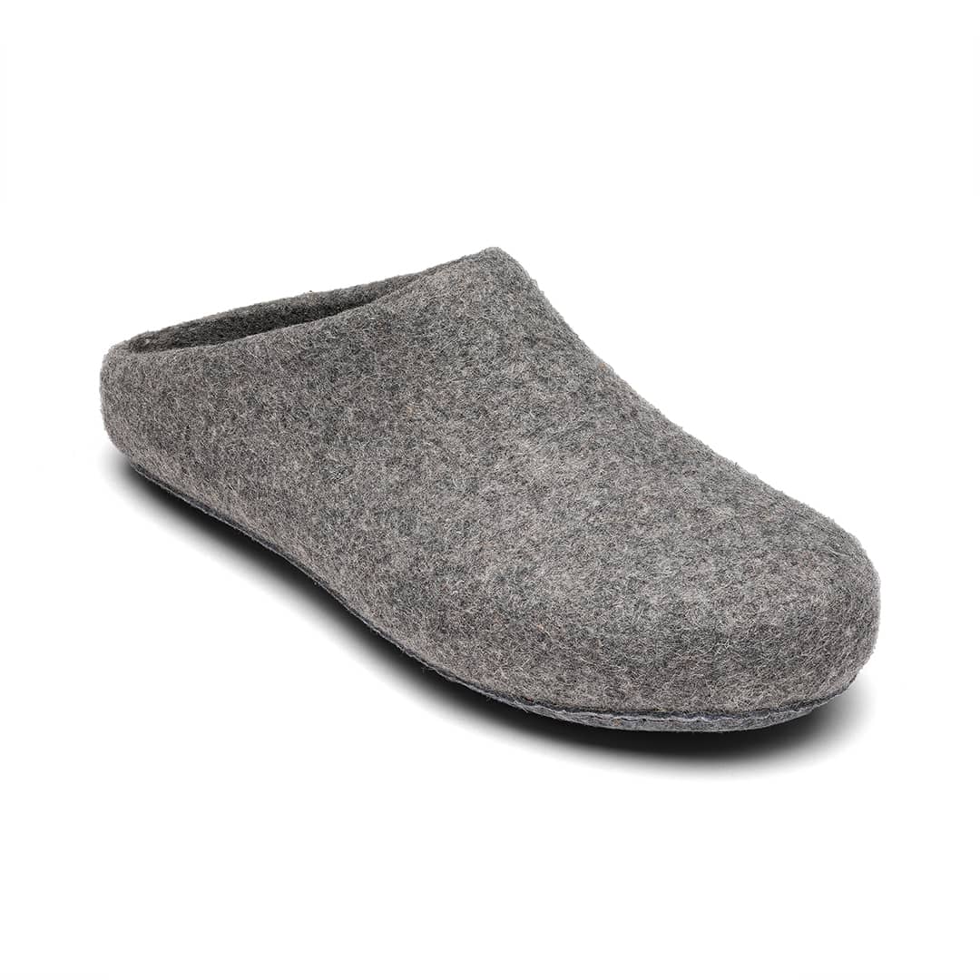 Popular Warm felted slippers with rubber soles / wool slippers for women / comfortable indoor shoes / light grey wool